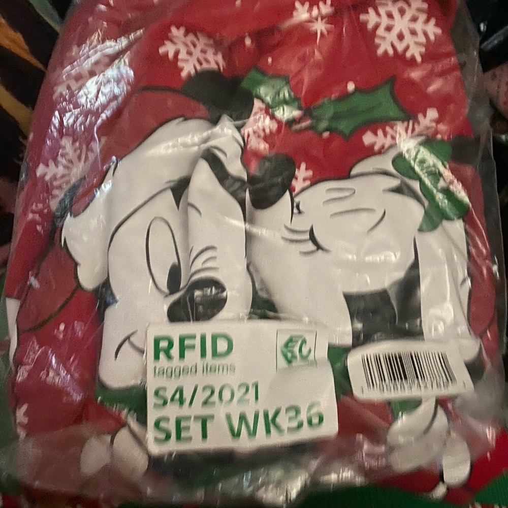 Mickey & Minnie shirt